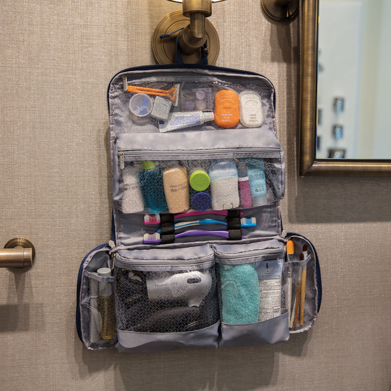 Travelon Flat Out Hanging Toiletry Kit 42729